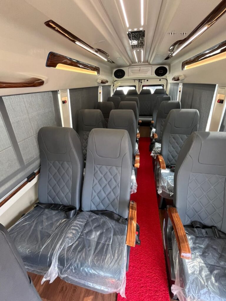 Tempo Traveller Rental Service In Jaipur